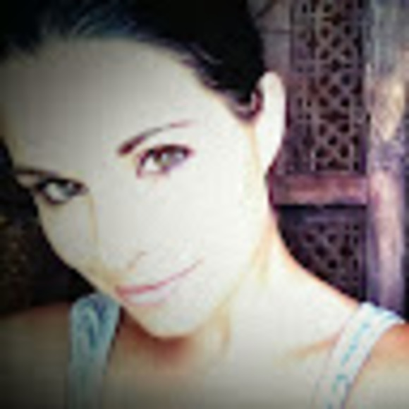 Meet your Posher, Mandy - Picture 1 of 1